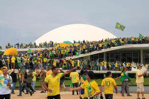 Simpatizantes del expresidente brasileño Jair Bolsonaro durante el asalto al Congreso, el 8 de enero.