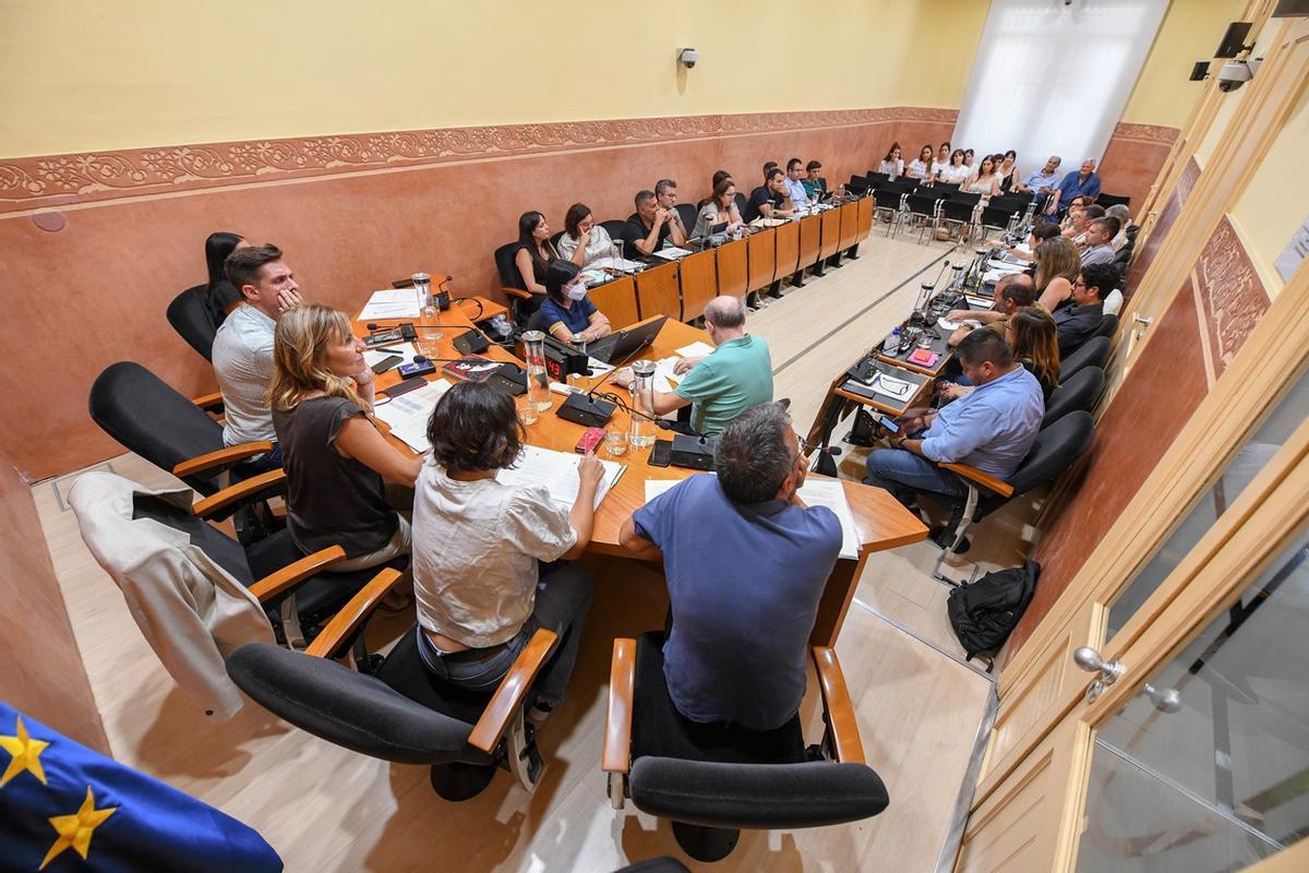 La sesión ordinaria del pleno municipal de Rubí.