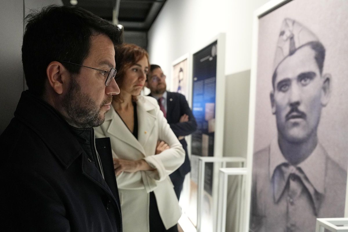 Catalunya dobla el pressupost per intervenir en fosses de la Guerra Civil Catalunya dobla el pressupost per intervenir en fosses de la Guerra Civil