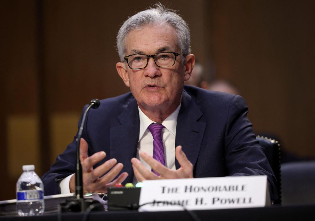 La Reserva Federal de EEUU sube un cuarto de punto los tipos de interés y avisa de "un par más de subidas"