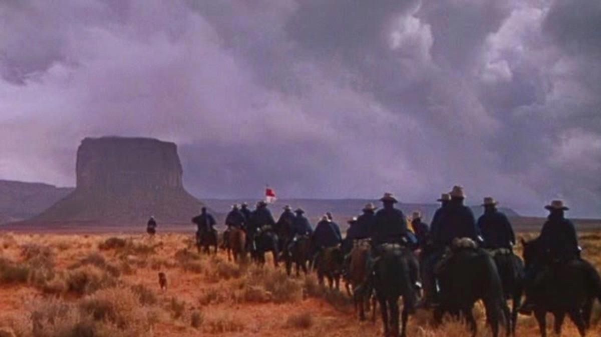 Fotograma de ’La legión invencible’, de John Huston. Fotograma de ’La legión invencible’, de John Huston.