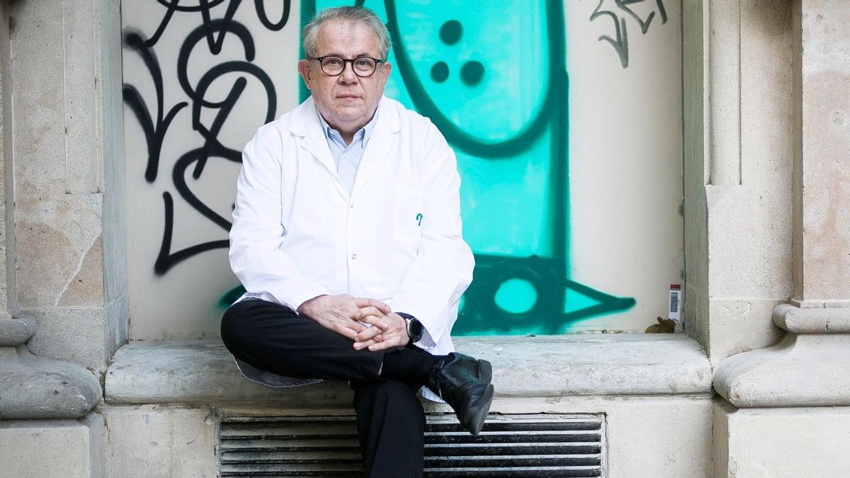 Jaume Padrós, presidente del Colegio Oficial de Médicos de Barcelona, el pasado día 13. Jaume Padrós, presidente del Colegio Oficial de Médicos de Barcelona, el pasado día 13.