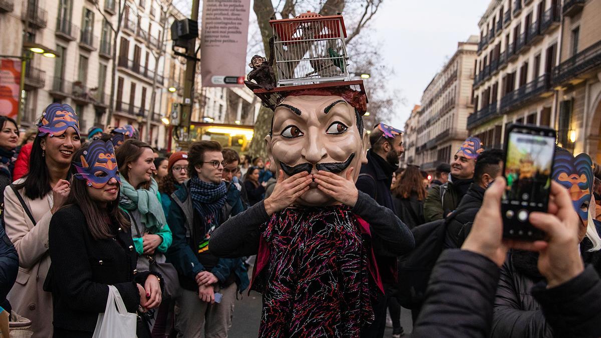 La Carnavalada de la Barceloneta 2023: data, horari i recorregut La Carnavalada de la Barceloneta 2023: data, horari i recorregut