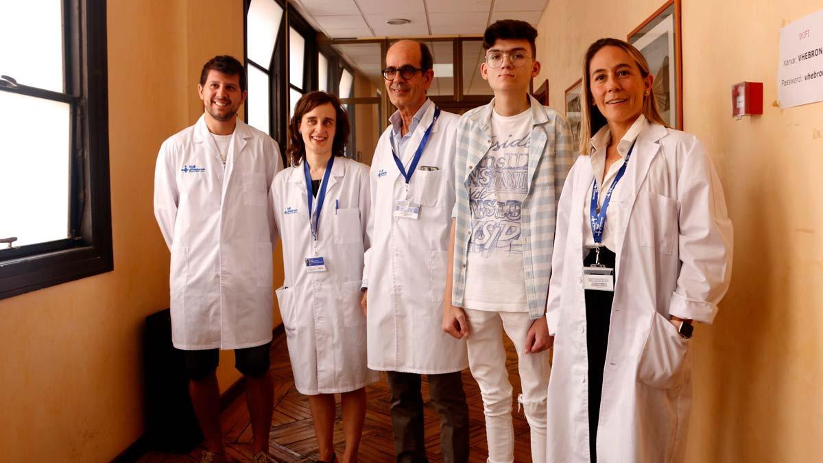 El Hospital Vall d’Hebron, pionero al trasplantar un hígado por una enfermedad rara. En el vídeo, declaraciones de los doctores Ramon Charco, Isabel Campos y Carolina Malagelada.