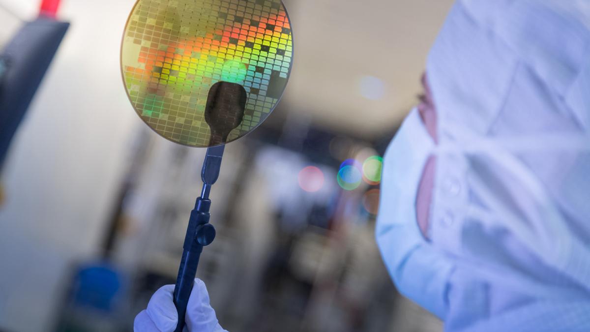 Semiconductores para chips de Bosch. Semiconductores para chips de Bosch.