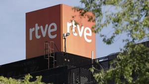 El Govern obligarà les operadores de telecomunicacions a pagar la taxa de RTVE un any més