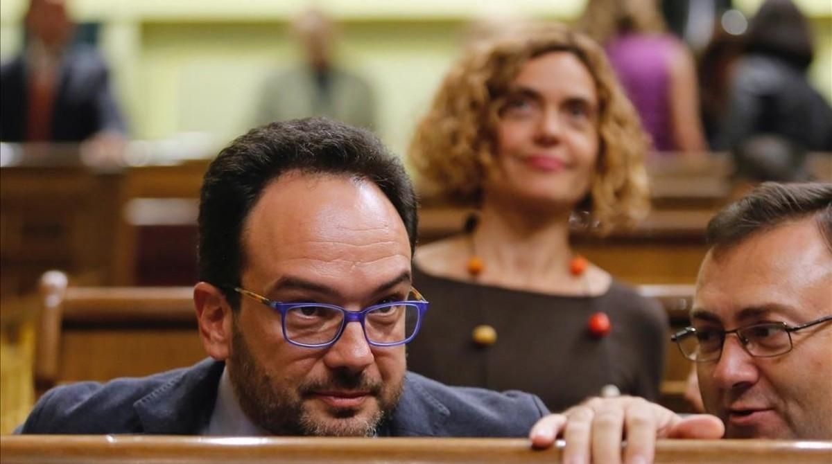 El portavoz parlamentario del PSOE, Antonio Hernando, en el Congreso de los Diputados. El portavoz parlamentario del PSOE, Antonio Hernando, en el Congreso de los Diputados.