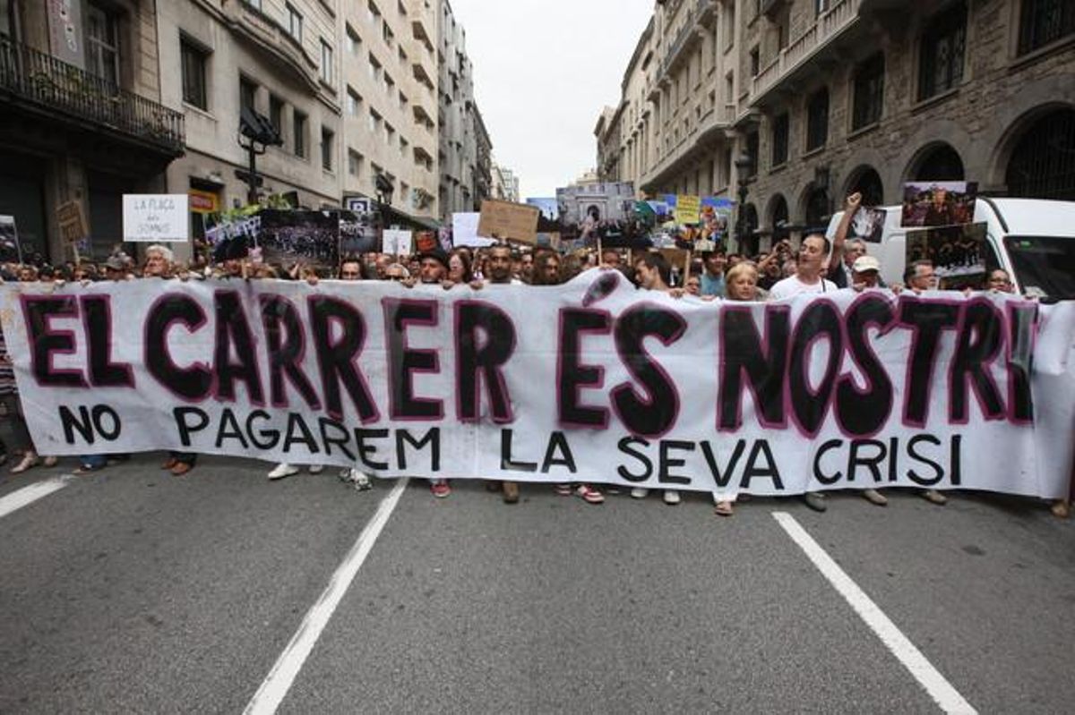 La capçalera de la manifestació de Barcelona, a l’inici de la marxa, a prop de la plaça de Catalunya. La capçalera de la manifestació de Barcelona, a l’inici de la marxa, a prop de la plaça de Catalunya.