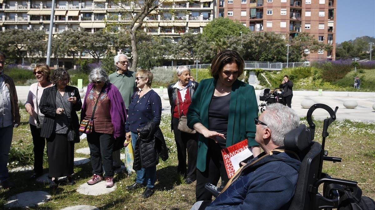 Colau, en la presentación del programa de Barceloa en Comú para la gente mayor. Colau, en la presentación del programa de Barceloa en Comú para la gente mayor.