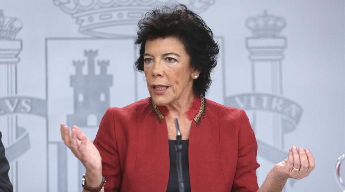 La portavoz del Gobierno y ministra de Educación en funciones, Isabel Celaá. La portavoz del Gobierno y ministra de Educación en funciones, Isabel Celaá.