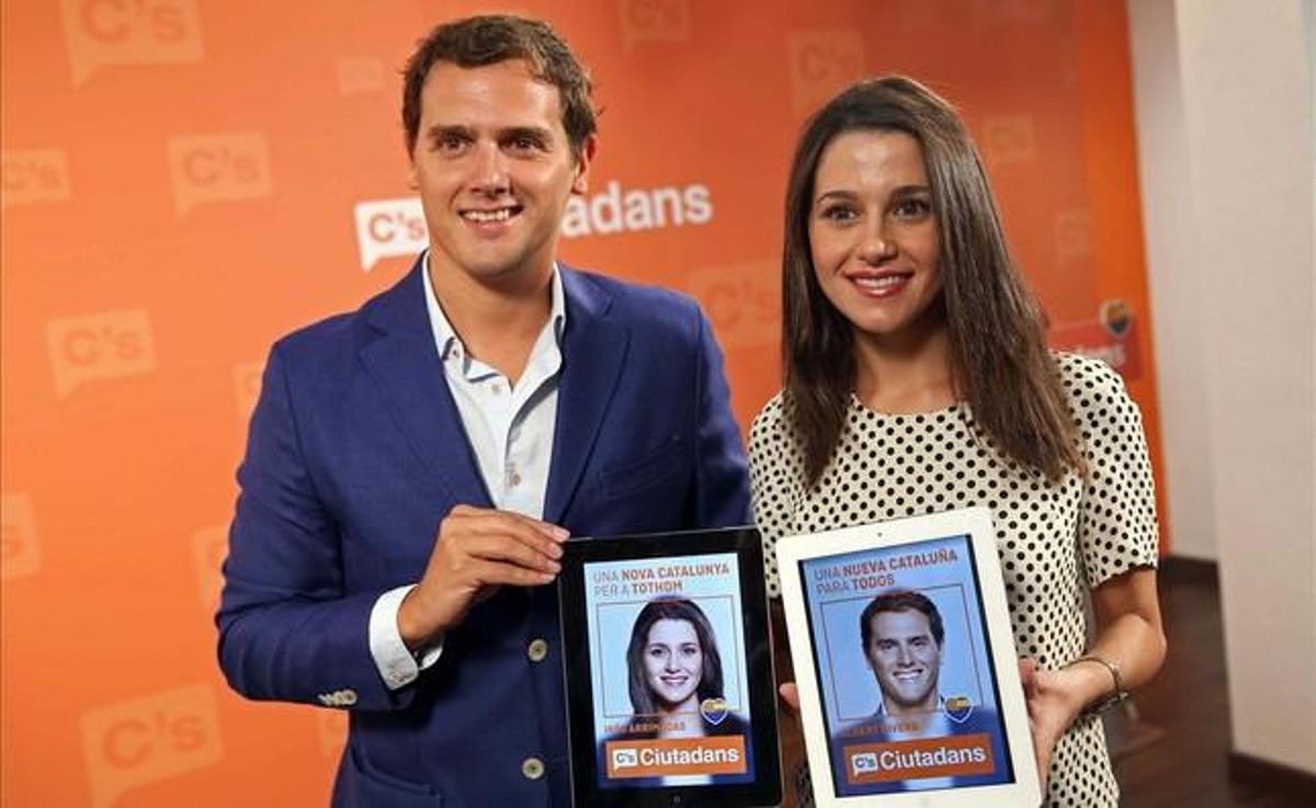 Albert Rivera i Inés Arrimadas, aquest dilluns, en la presentació de la campanya de Ciutadans. Albert Rivera i Inés Arrimadas, aquest dilluns, en la presentació de la campanya de Ciutadans.
