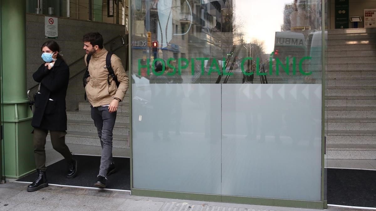 La entrada del Hospital Clínic de Barcelona, hace unos días. La entrada del Hospital Clínic de Barcelona, hace unos días.
