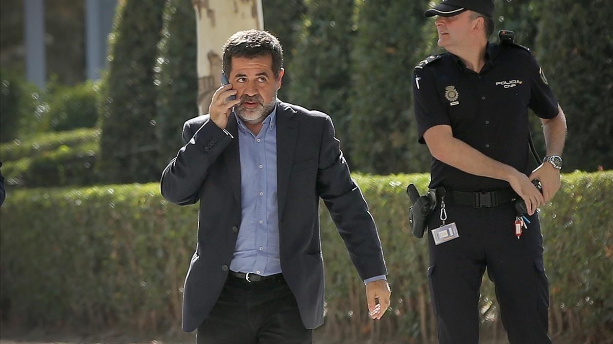 Jordi Sànchez, el pasado 16 de octubre, camino de la Audiencia Nacional. Jordi Sànchez, el pasado 16 de octubre, camino de la Audiencia Nacional.