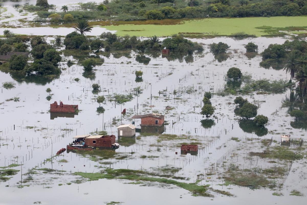 Las lluvias en el noreste de Brasil provocan al menos 100 muertos