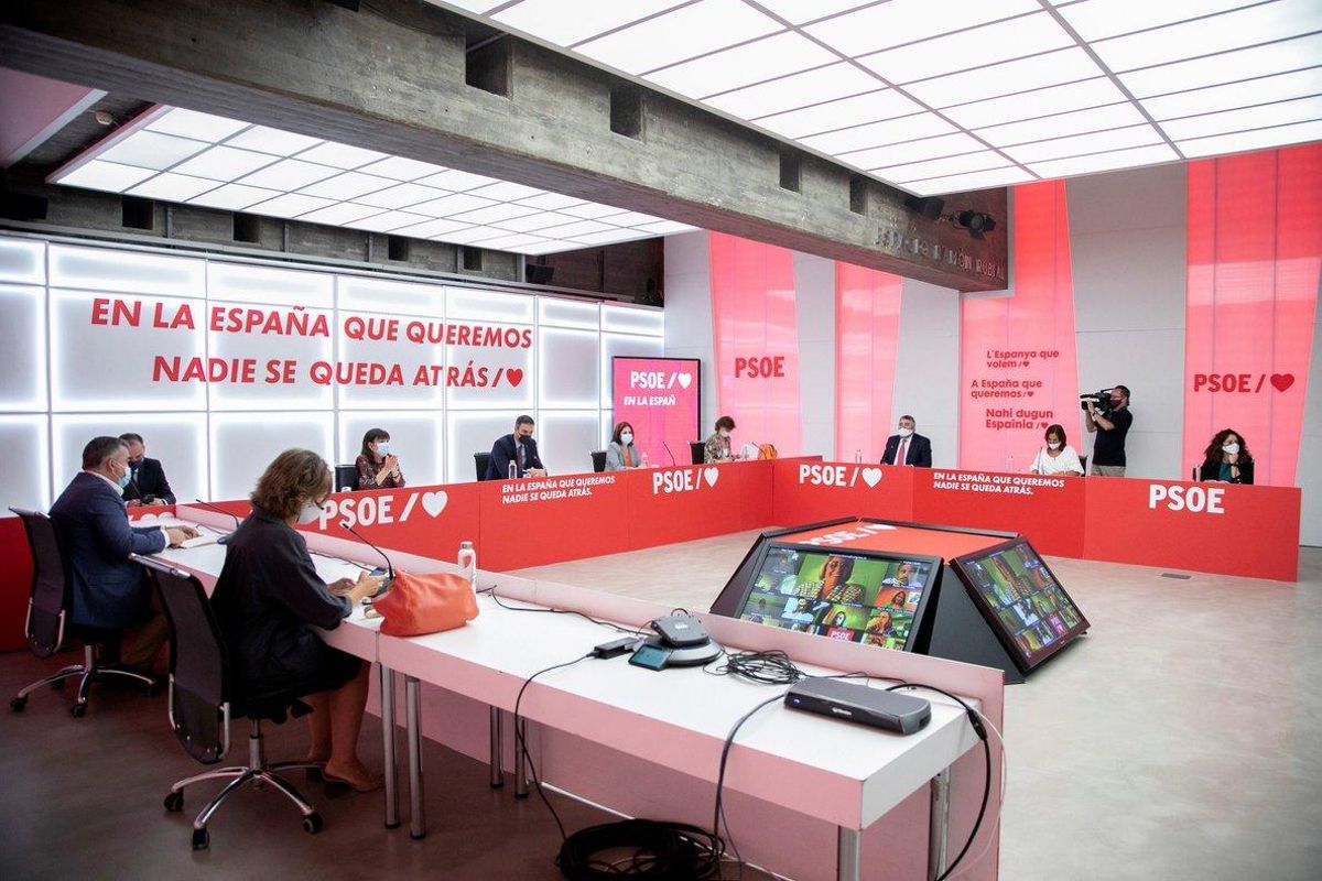 Madrid (Spain), 07/09/2020.- A handout photo made available by Spanish Socialist Party shows Spanish Prime Minister and Socialist Party leader Pedro Sanchez (C) during the Executive Federal Meeting of the Party in Madrid, Spain, 07 September 2020. (España) EFE/EPA/EVA ERCOLANESE HANDOUT HANDOUT EDITORIAL USE ONLY/NO SALES Madrid (Spain), 07/09/2020.- A handout photo made available by Spanish Socialist Party shows Spanish Prime Minister and Socialist Party leader Pedro Sanchez (C) during the Executive Federal Meeting of the Party in Madrid, Spain, 07 September 2020. (España) EFE/EPA/EVA ERCOLANESE HANDOUT HANDOUT EDITORIAL USE ONLY/NO SALES