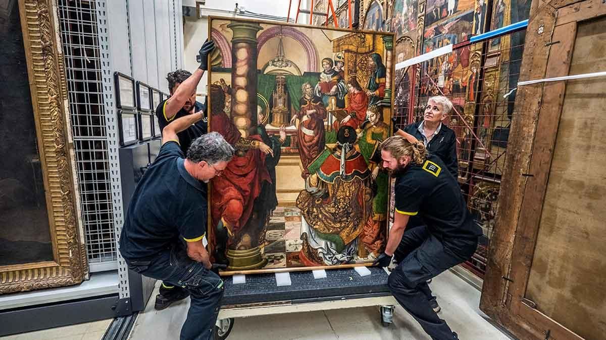 "Devolució d'obres d'art de la Franja: contra Catalunya tot s'hi val?" "Devolució d'obres d'art de la Franja: contra Catalunya tot s'hi val?"