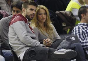 Gerard Piqué junto a Shakira.