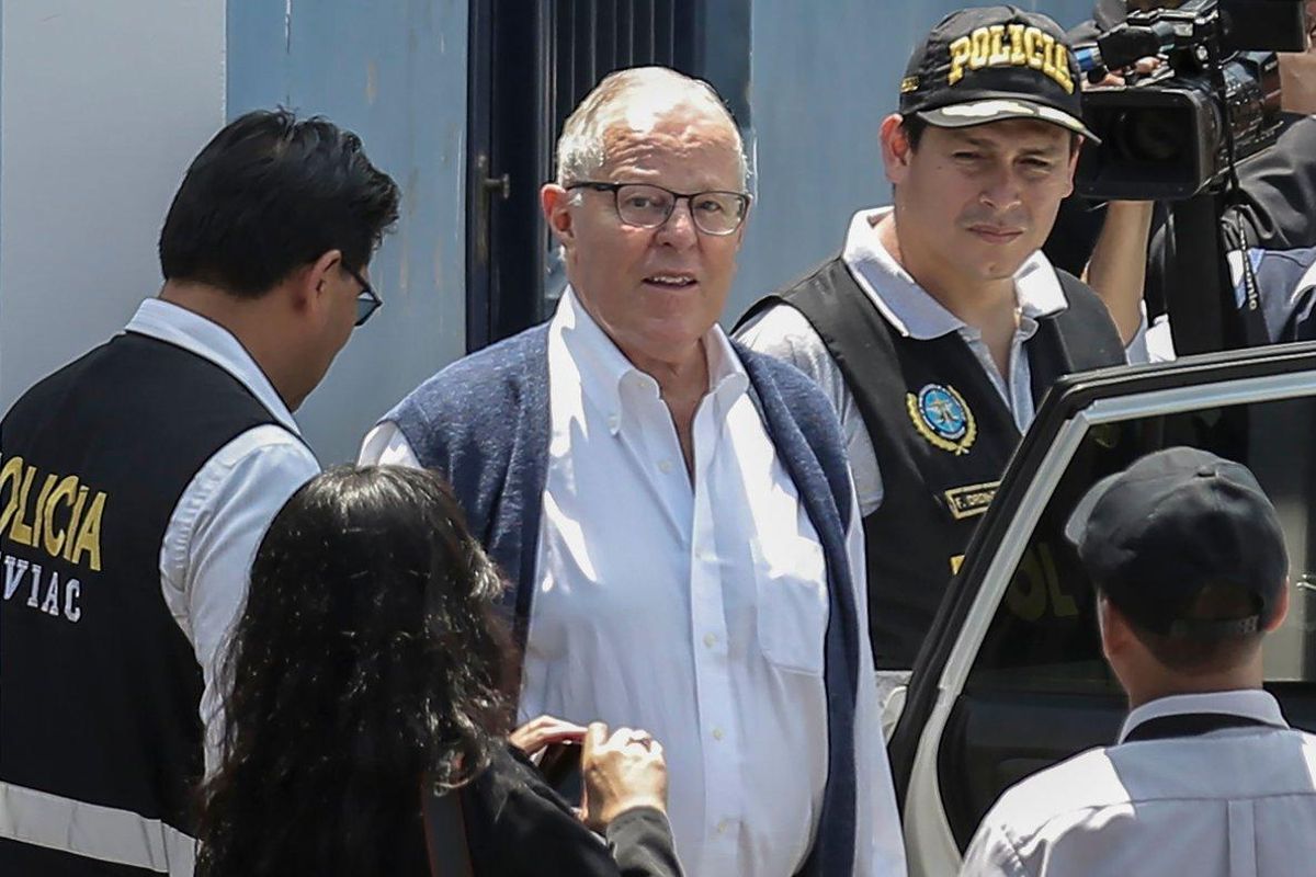Pedro Pablo Kuczynski es detenido acusado de lavado de dinero. Pedro Pablo Kuczynski es detenido acusado de lavado de dinero.