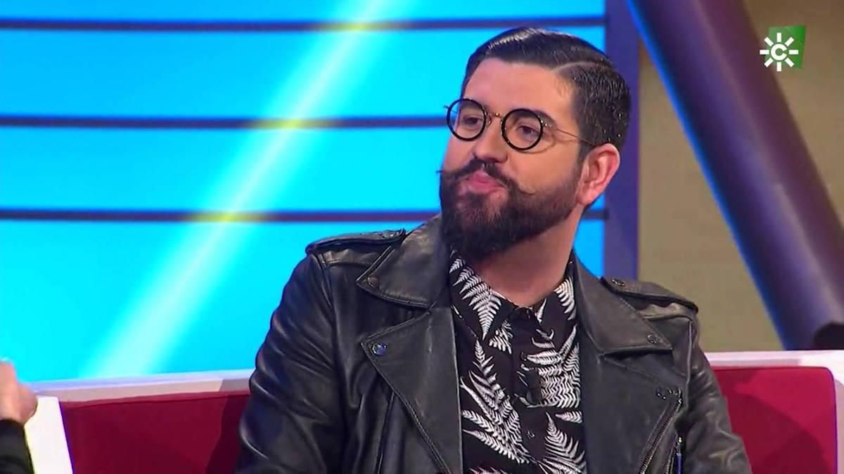 El vídeo viral de Manu Sánchez imitando a Lola Flores por el Día de Andalucía El vídeo viral de Manu Sánchez imitando a Lola Flores por el Día de Andalucía
