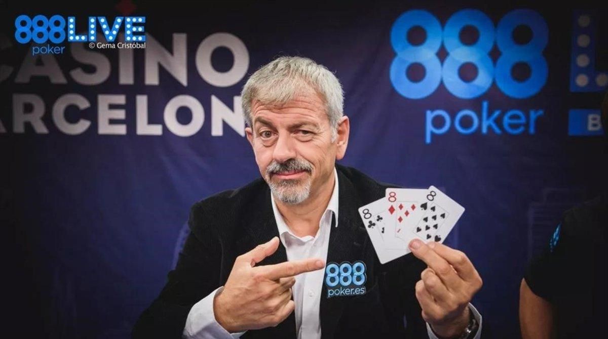 El presentador de televisión Carlos Sobera en una publicidad de la casa 888. El presentador de televisión Carlos Sobera en una publicidad de la casa 888.