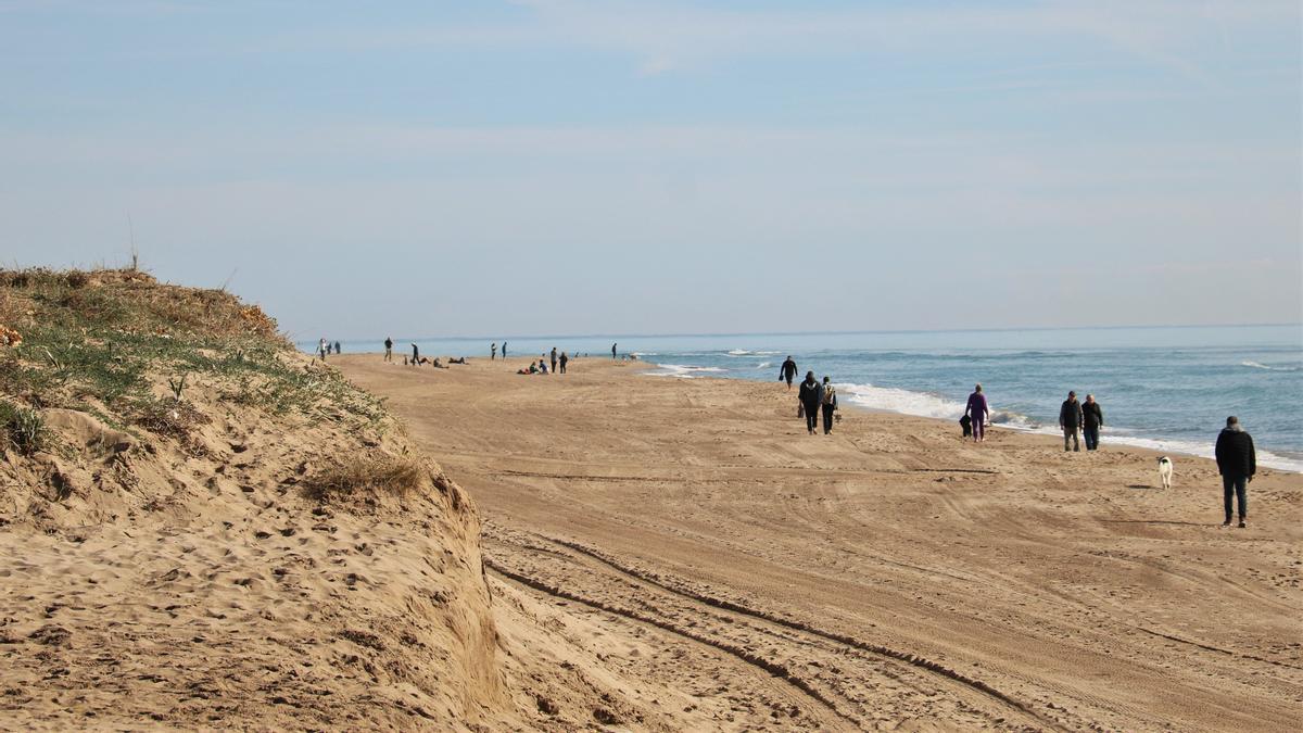 Costes estudia un projecte d’estabilització de les platges del Prat de Llobregat fins a Castelldefels