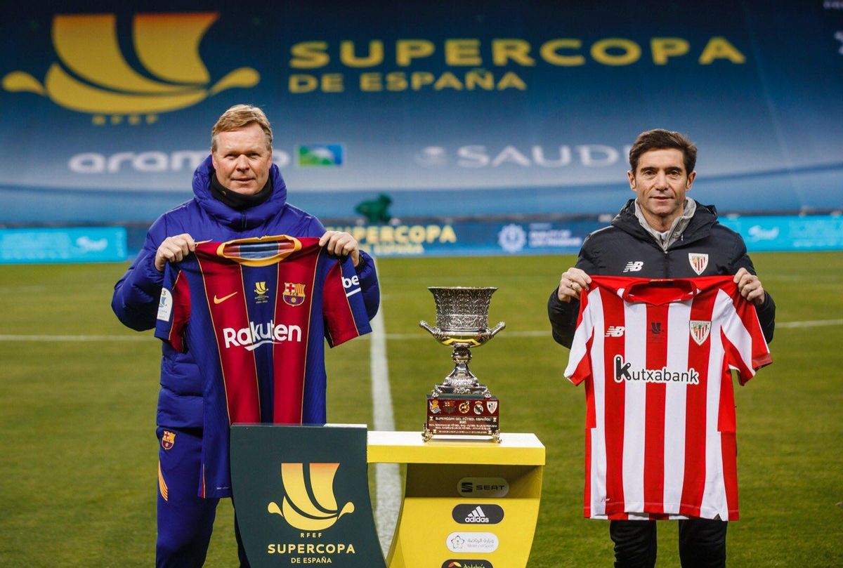 Koeman y Marcelino posan en el estadio de La Cartuja (Sevilla) ante la Supercopa Koeman y Marcelino posan en el estadio de La Cartuja (Sevilla) ante la Supercopa