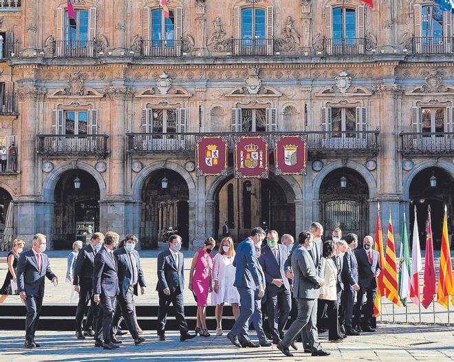 Les dues maneres d’alleujar el deute autonòmic Les dues maneres d’alleujar el deute autonòmic