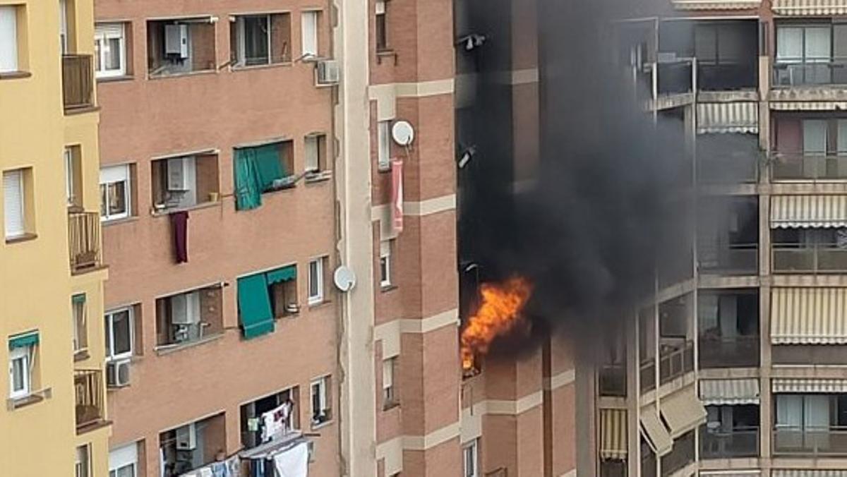 Invierno y pandemia se conjugan para incrementar los fuegos en los pisos de Barcelona