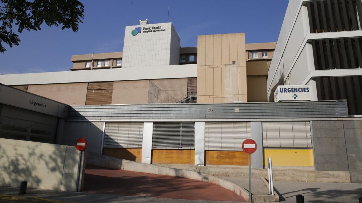 Entrada a las Urgencias del Hospital Parc Taulí de Sabadell. Entrada a las Urgencias del Hospital Parc Taulí de Sabadell.