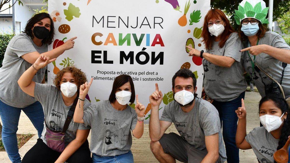 Presentación de la propuesta Comer cambia el mundo. Presentación de la propuesta Comer cambia el mundo.