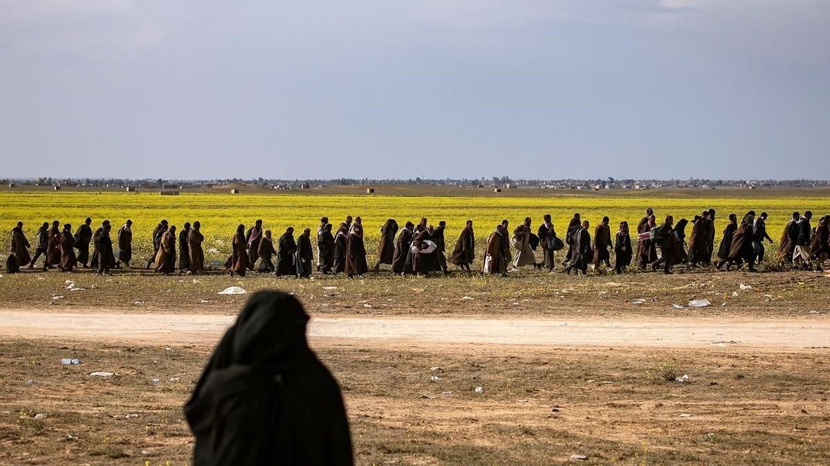 Al-Assad intensifica els bombardejos sobre Idlib mentre la campanya contra l'EI s'acaba Al-Assad intensifica els bombardejos sobre Idlib mentre la campanya contra l'EI s'acaba