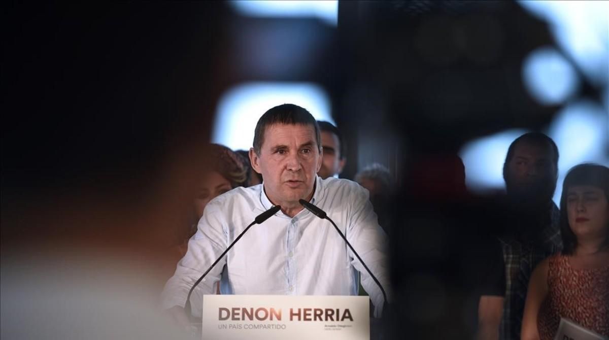 El dirigente de la izquierda aberzale Arnaldo Otegi. El dirigente de la izquierda aberzale Arnaldo Otegi.