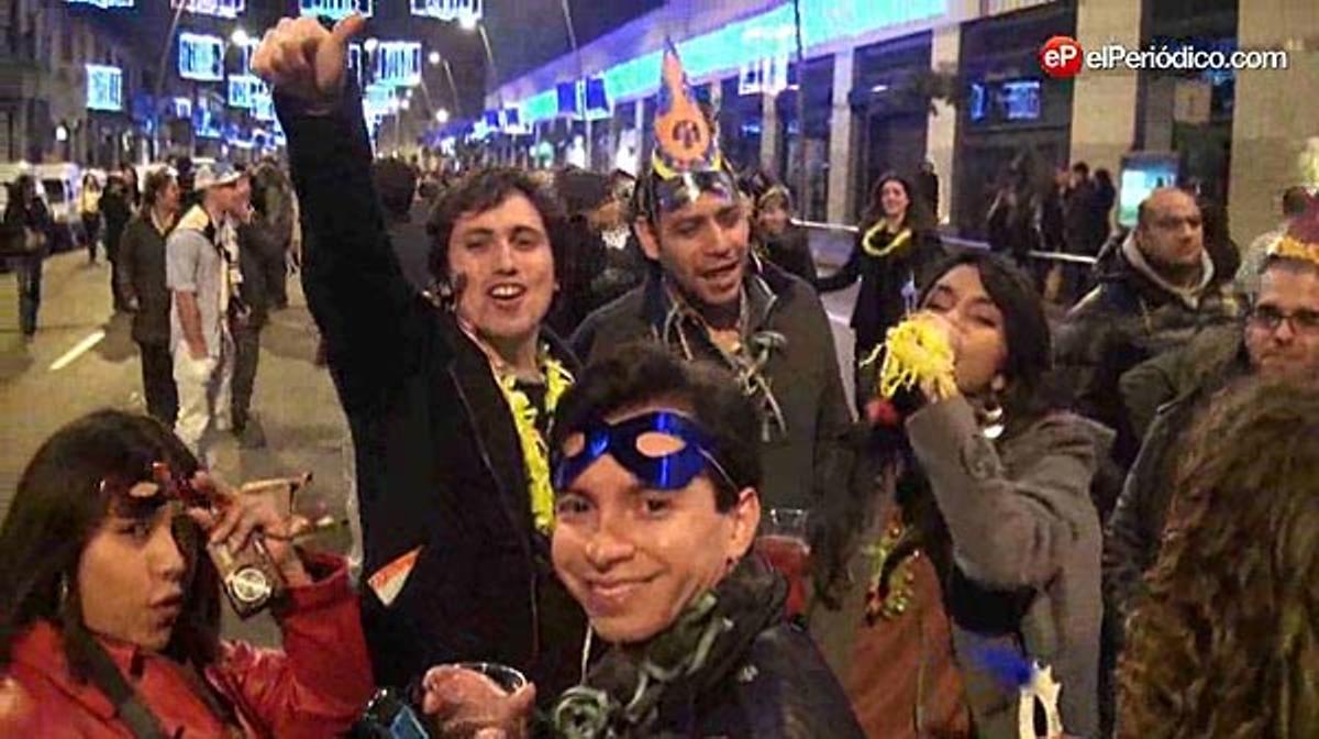 Cuantos Turistas Recibe Barcelona Al Año