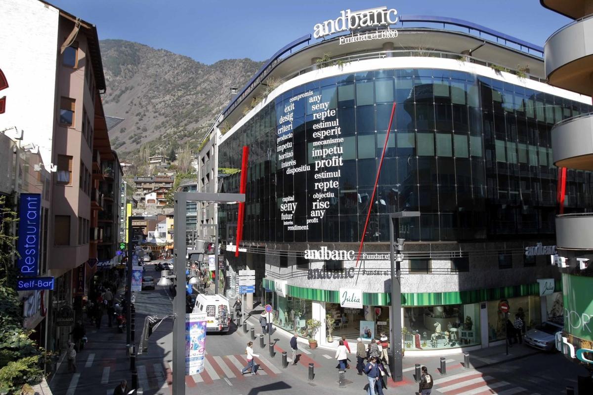 Andorra posa en marxa el seu nou model bancari