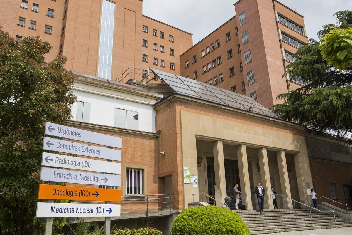 Exterior del hospital Josep Trueta, en Girona.