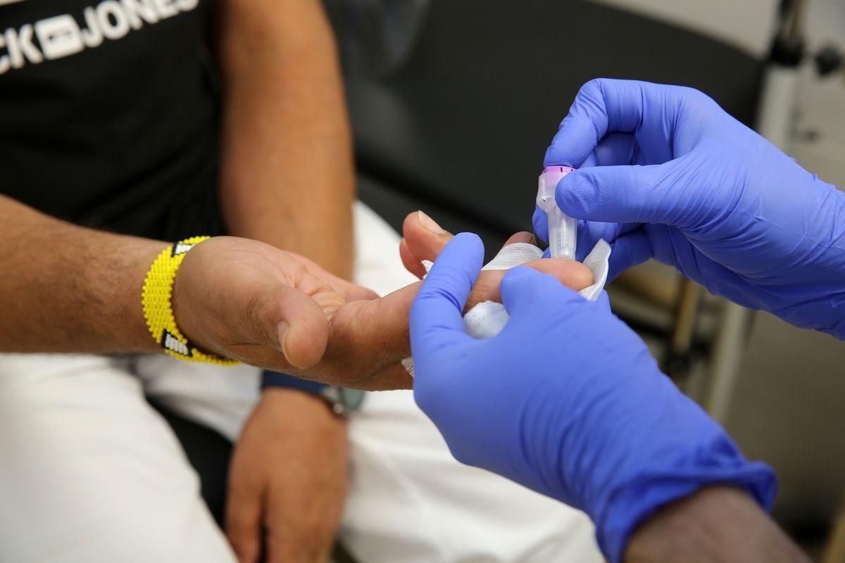 Sanitat notifica les dues primeres morts per hepatitis d’origen desconegut: un nen de 6 anys i un nadó de 15 mesos Sanitat notifica les dues primeres morts per hepatitis d’origen desconegut: un nen de 6 anys i un nadó de 15 mesos