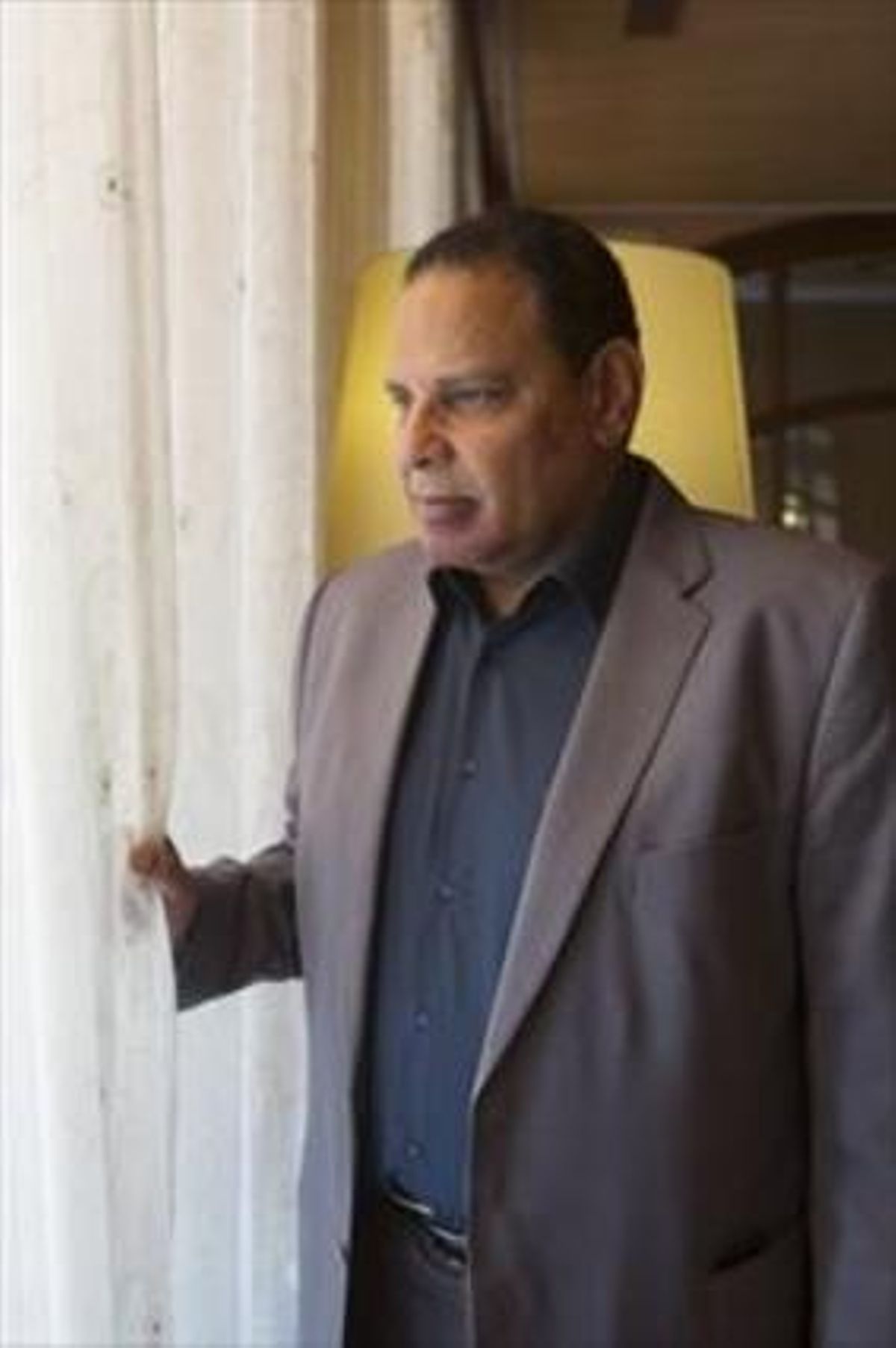 El escritor egipcio Alaa al-Aswany. El escritor egipcio Alaa al-Aswany.