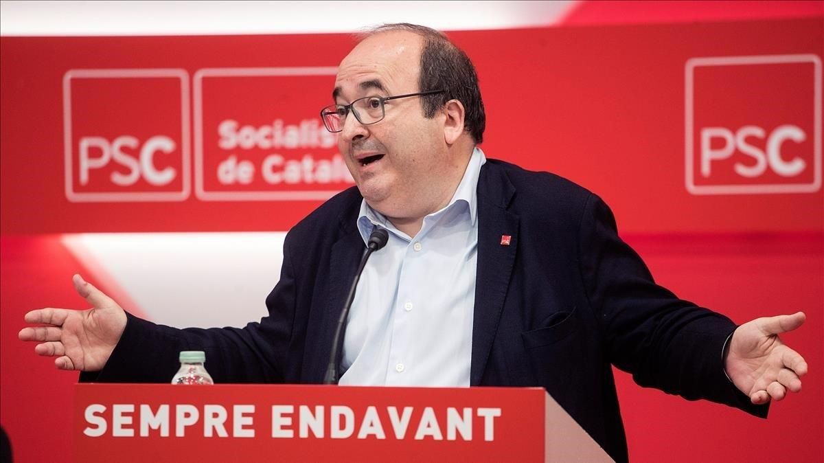 El primer secretario del PSC, Miquel Iceta, interviene en el Consell Nacional. El primer secretario del PSC, Miquel Iceta, interviene en el Consell Nacional.