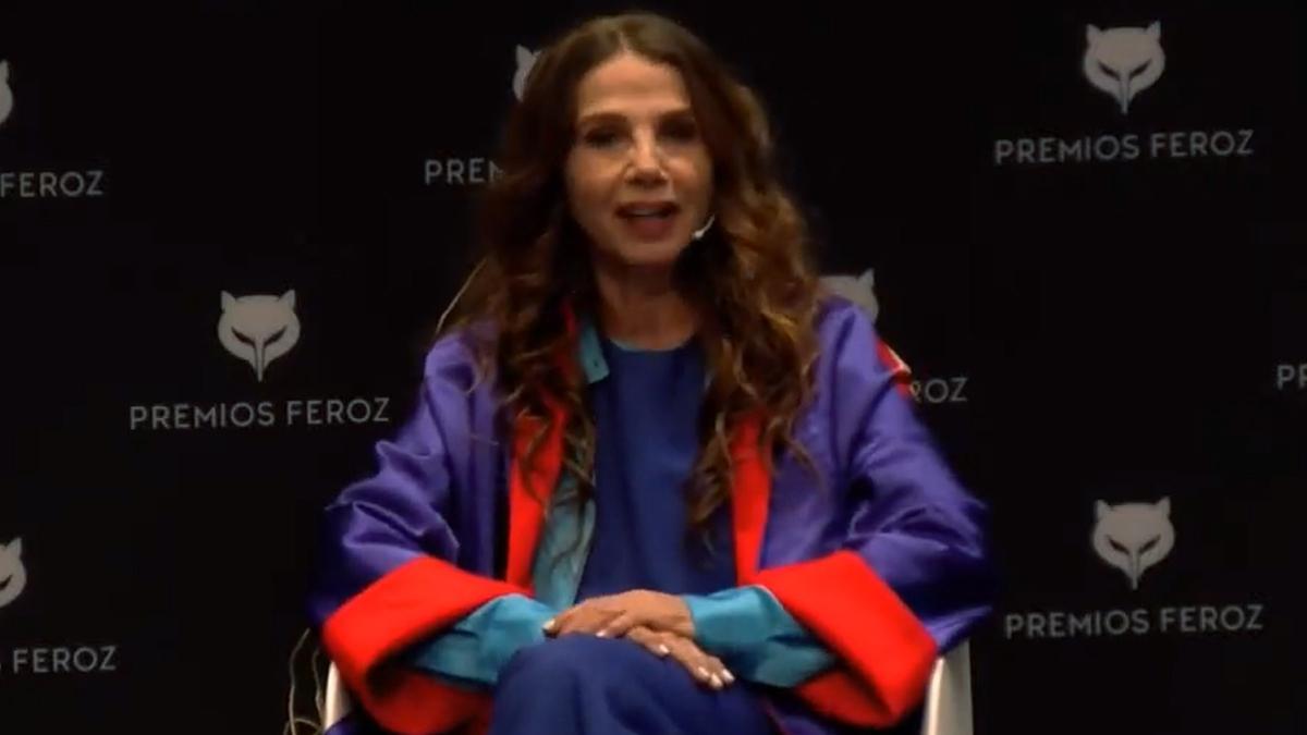 Las redes arden por el negacionismo de Victoria Abril y piden que se le retire el Premio Feroz Las redes arden por el negacionismo de Victoria Abril y piden que se le retire el Premio Feroz