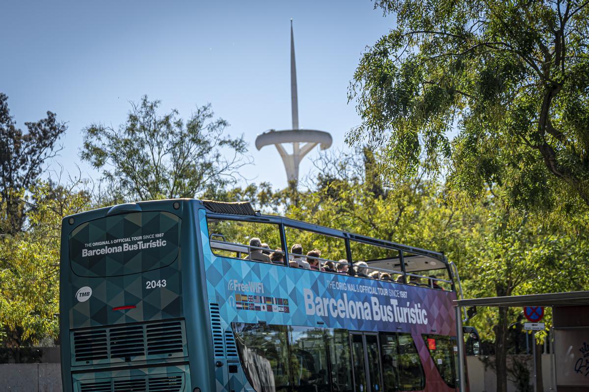 "Nos resultó imposible ir a Montjuïc en transporte público"