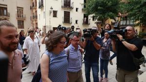Oltra entrega el escrito de renuncia a su escaño en las Cortes valencianas