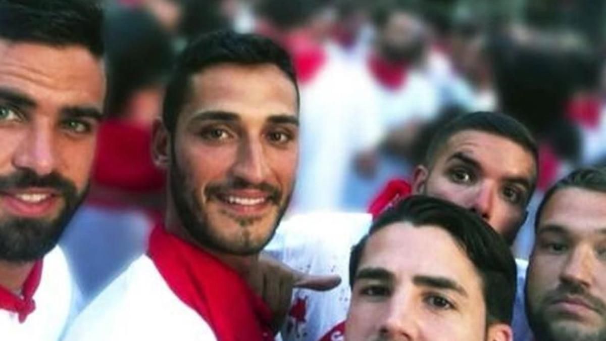 ’La Manada’ en las fiestas de San Fermín de 2016. ’La Manada’ en las fiestas de San Fermín de 2016.