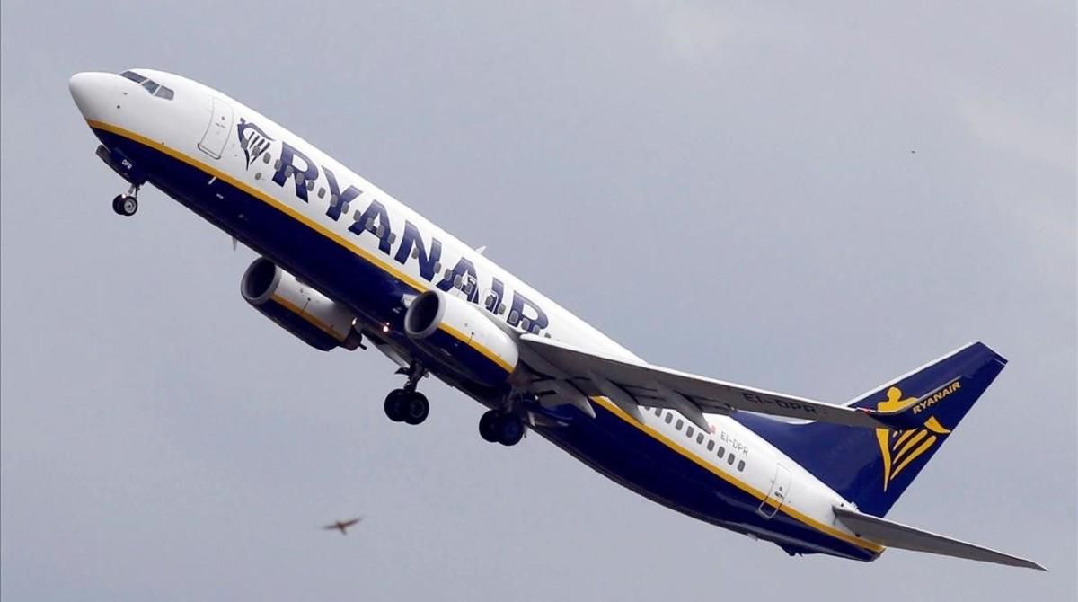 Ryanair haurà de garantir fins al 59% de vols nacionals i internacionals Ryanair haurà de garantir fins al 59% de vols nacionals i internacionals