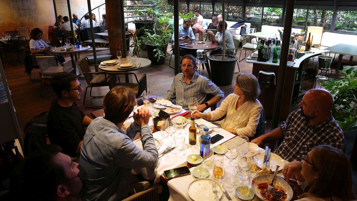 L’oci nocturn i la restauració pateixen una allau de devolucions d’entrades i cancel·lacions L’oci nocturn i la restauració pateixen una allau de devolucions d’entrades i cancel·lacions