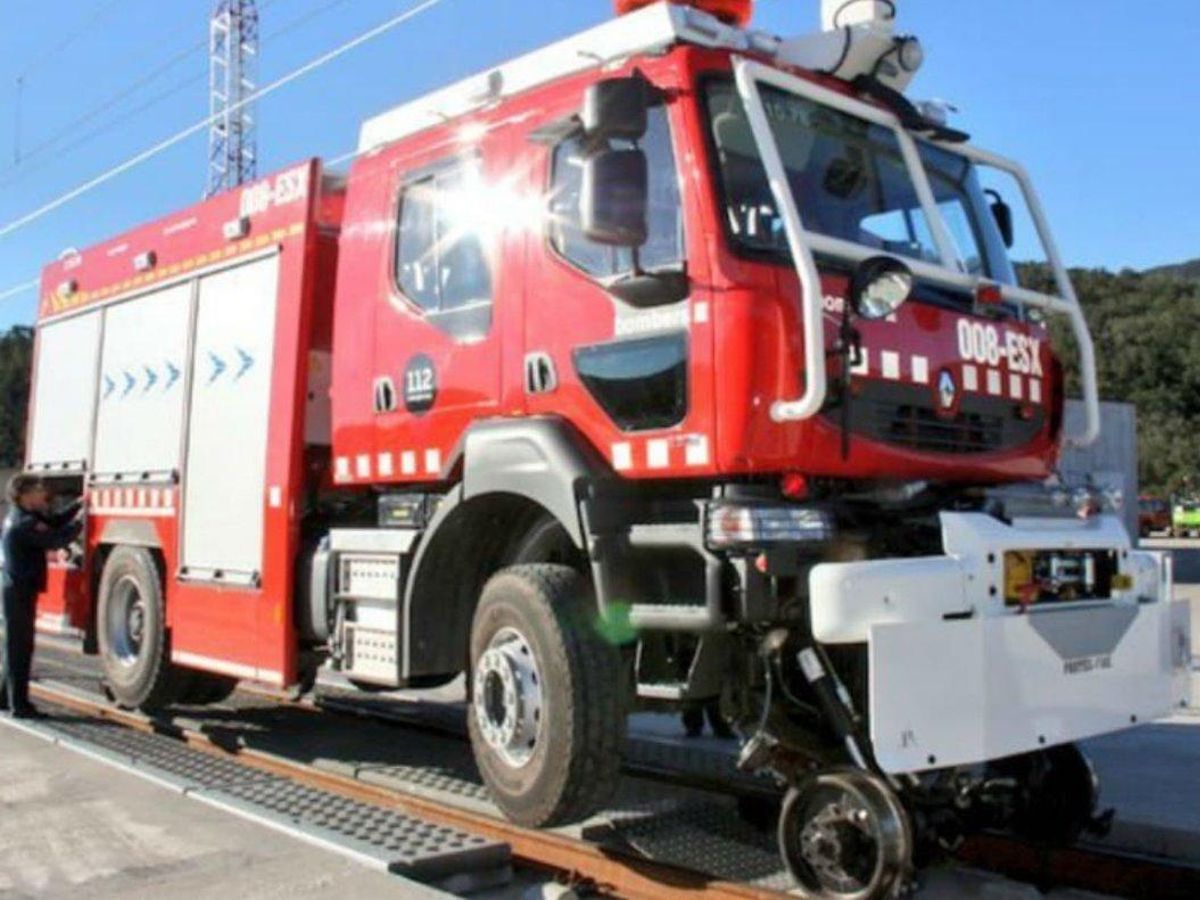 Bombers de la Generalitat inicien una campanya per fomentar les donacions de sang Bombers de la Generalitat inicien una campanya per fomentar les donacions de sang