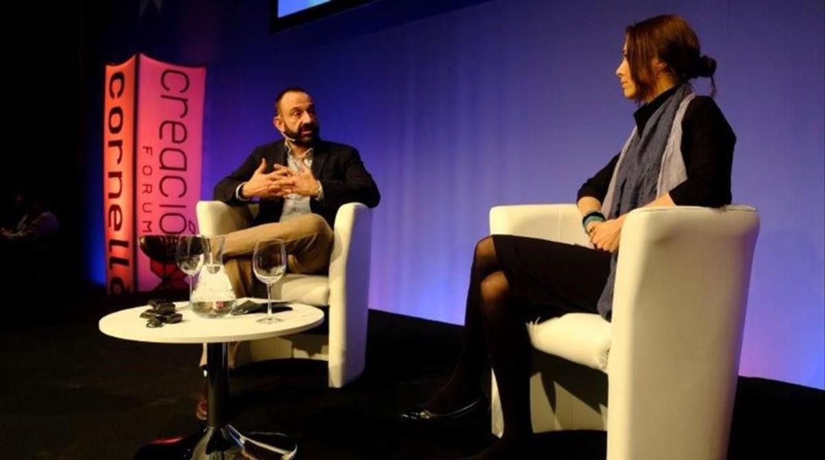 El periodista Marc Marginedas y la novelista turca Elif Shafak. El periodista Marc Marginedas y la novelista turca Elif Shafak.