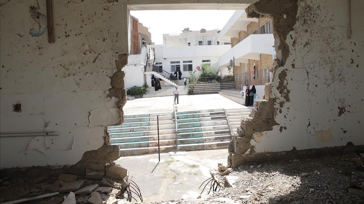 Al menos ocho muertos y seis heridos tras un bombardeo en Yemen