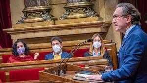 El ’conseller’ d’Economia, Jaume Giró, durante el debate sobre la tramitación de los presupuestos en el Parlament. 