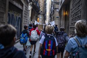 Alumnos de la escuela Sant Felip Neri, en el barrio Gòtic de Barcelona, esta semana.