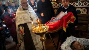 Funeral del militar ucraniano Oleksandr Talko, de 44 años, asesinado por bombardeos rusos cerca de Kryvyi Rih en la región de Dnipropetrovsk.